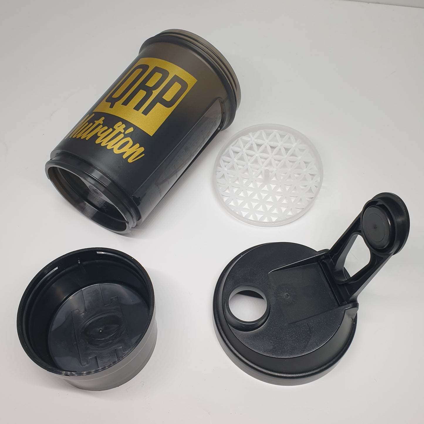 QRP Nutrition Pro Shaker 500ml with container image 0